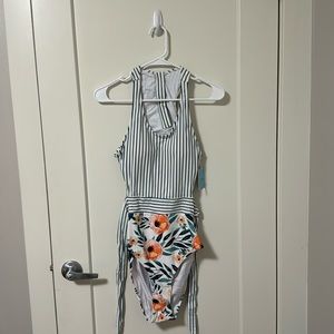 Cupshe Dark Green and White Striped Floral One Piece Swimsuit